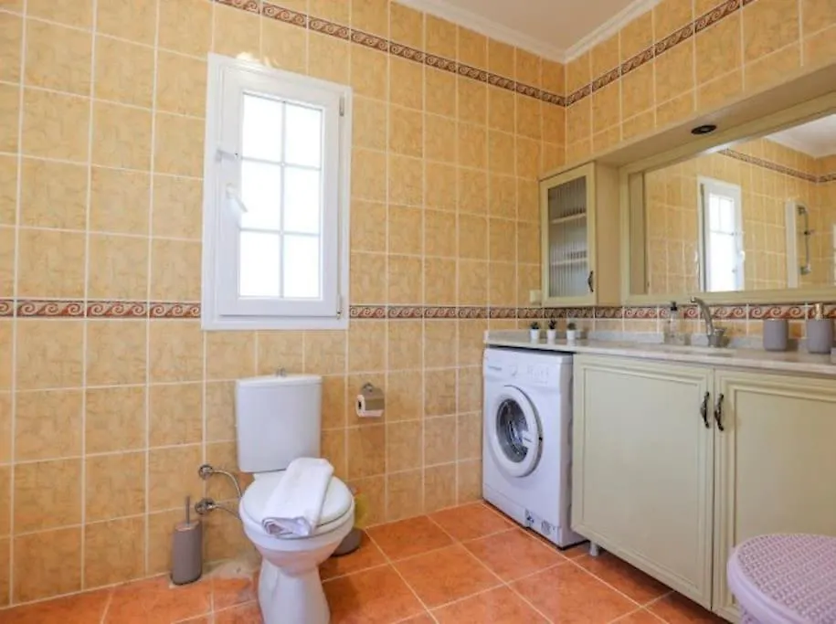 פאטהיה Villa Derin Su
