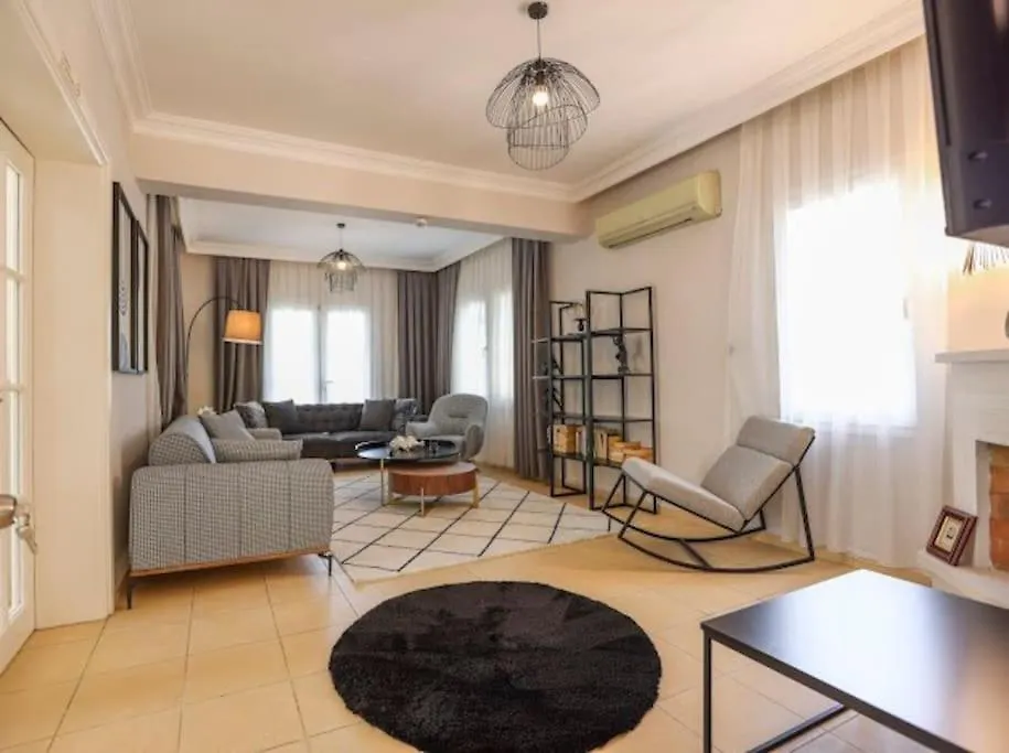 פאטהיה Villa Derin Su