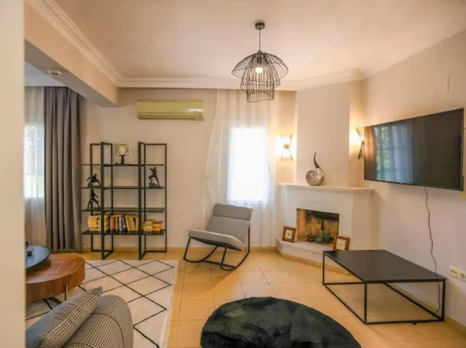 פאטהיה Villa Derin Su