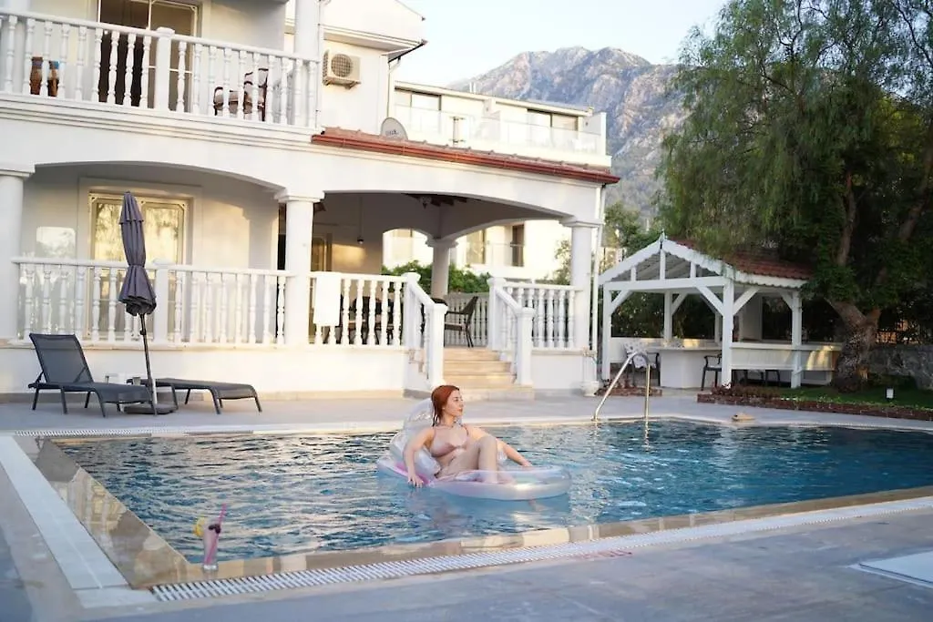 פאטהיה Villa Derin Su טורקיה