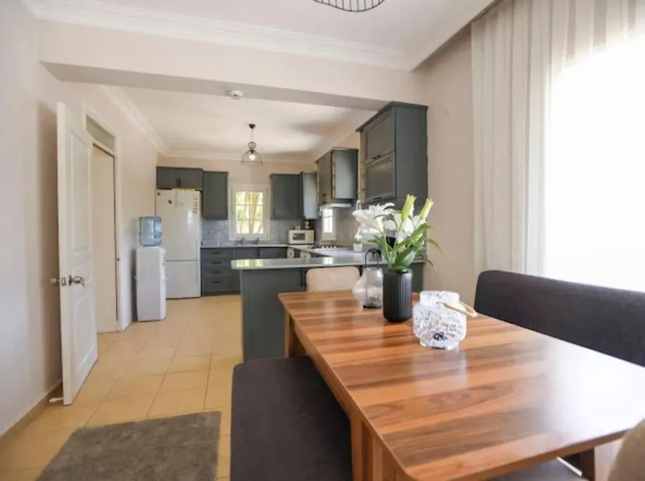 פאטהיה Villa Derin Su 0*,