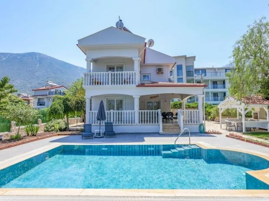 פאטהיה Villa Derin Su טורקיה